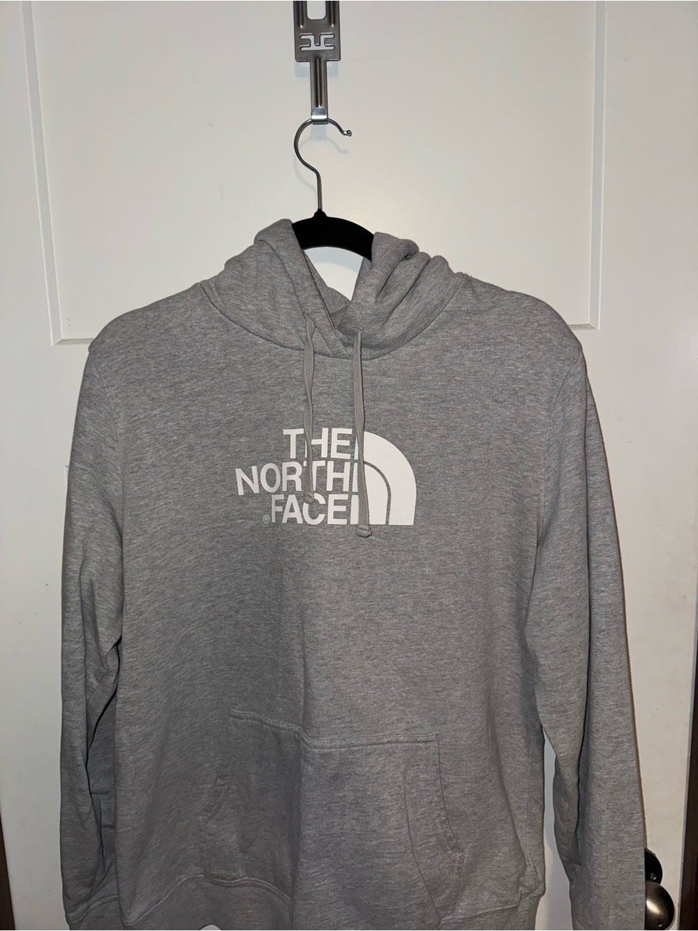 The North Face Men's Light Gray Logo Crewneck Hoodie